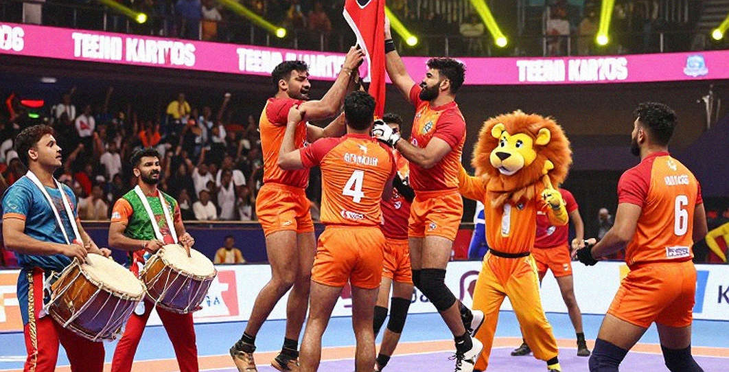 डू-ऑर-डाई से ऑल-आउट तक: कबड्डी का नियम-तंत्र जो रोमांच देता है, वही उसके आँकड़ों को धुँधला करता है