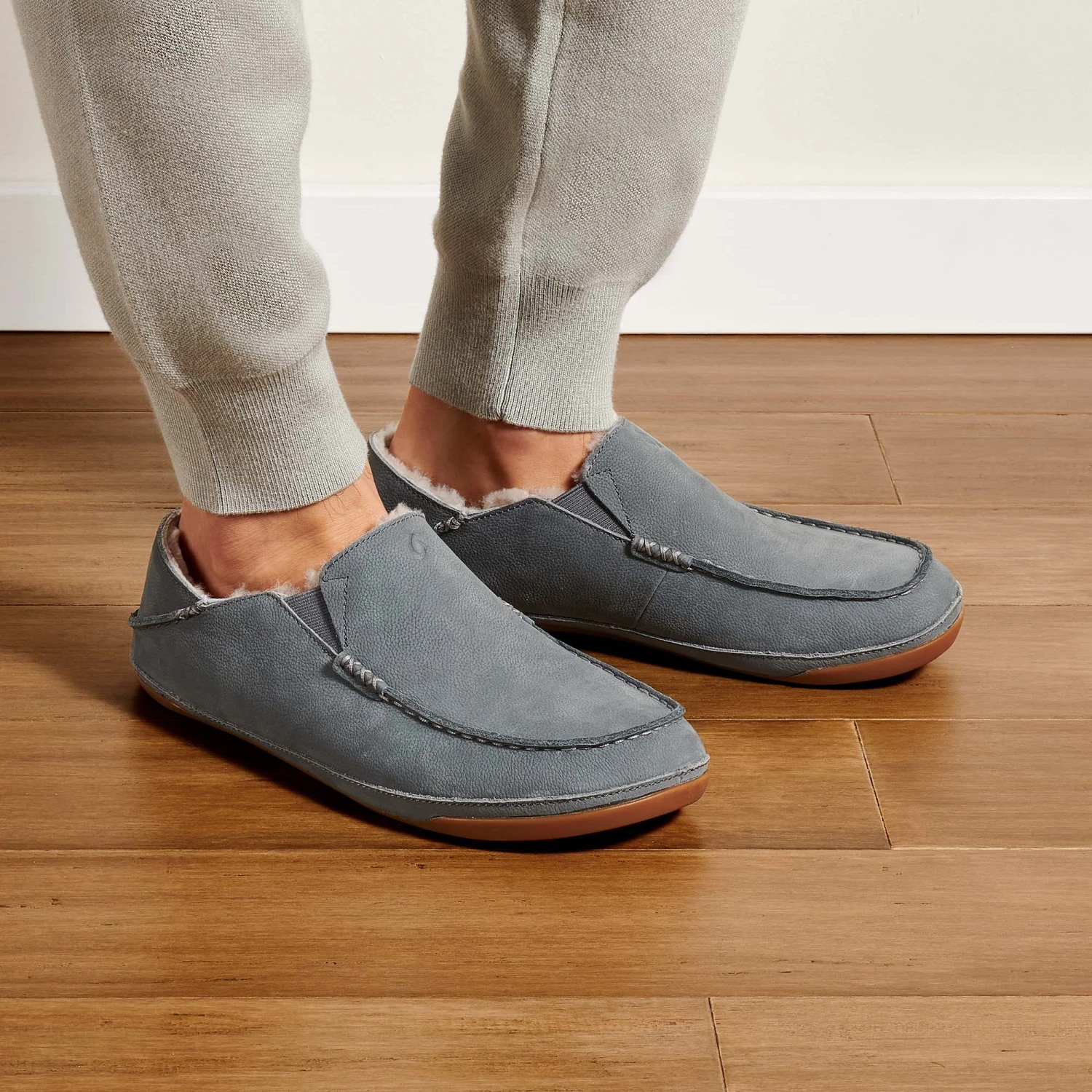 OluKai Kīpuka Hulu - Charcoal 2 OluKai Kīpuka Hulu - Charcoal - Image 2