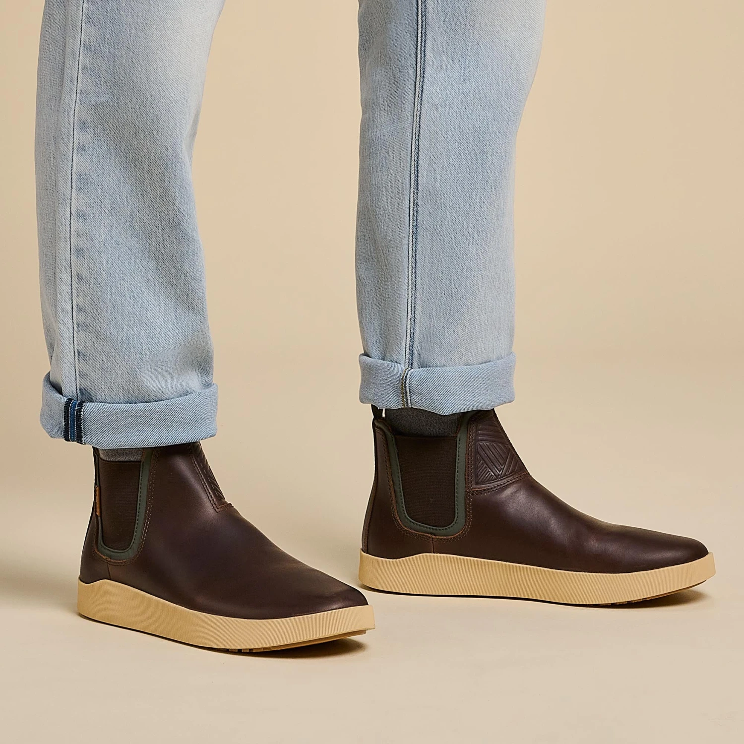 OluKai Mīkole - Dark Wood / Nori 2 OluKai Mīkole - Dark Wood / Nori - Image 2