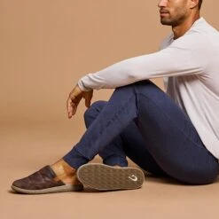 OluKai Mua 'Ili - Dark Wood / Silt -fashion shoes 10502 6321 103 M MUA ILI DkWoodSilt V2