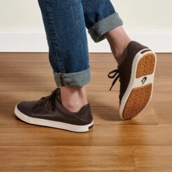 OluKai Pehuea Lī ‘Ili - Dark Java -fashion shoes 20433 4848 102 W PehueaLi ili DkjDkj Web Opt