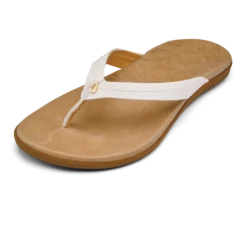 OluKai Honu - Bright White / Golden Sand 7 OluKai Honu - Bright White / Golden Sand -fashion shoes 20436 WBGS AMZ W Honu BrightWhiteGoldenSand