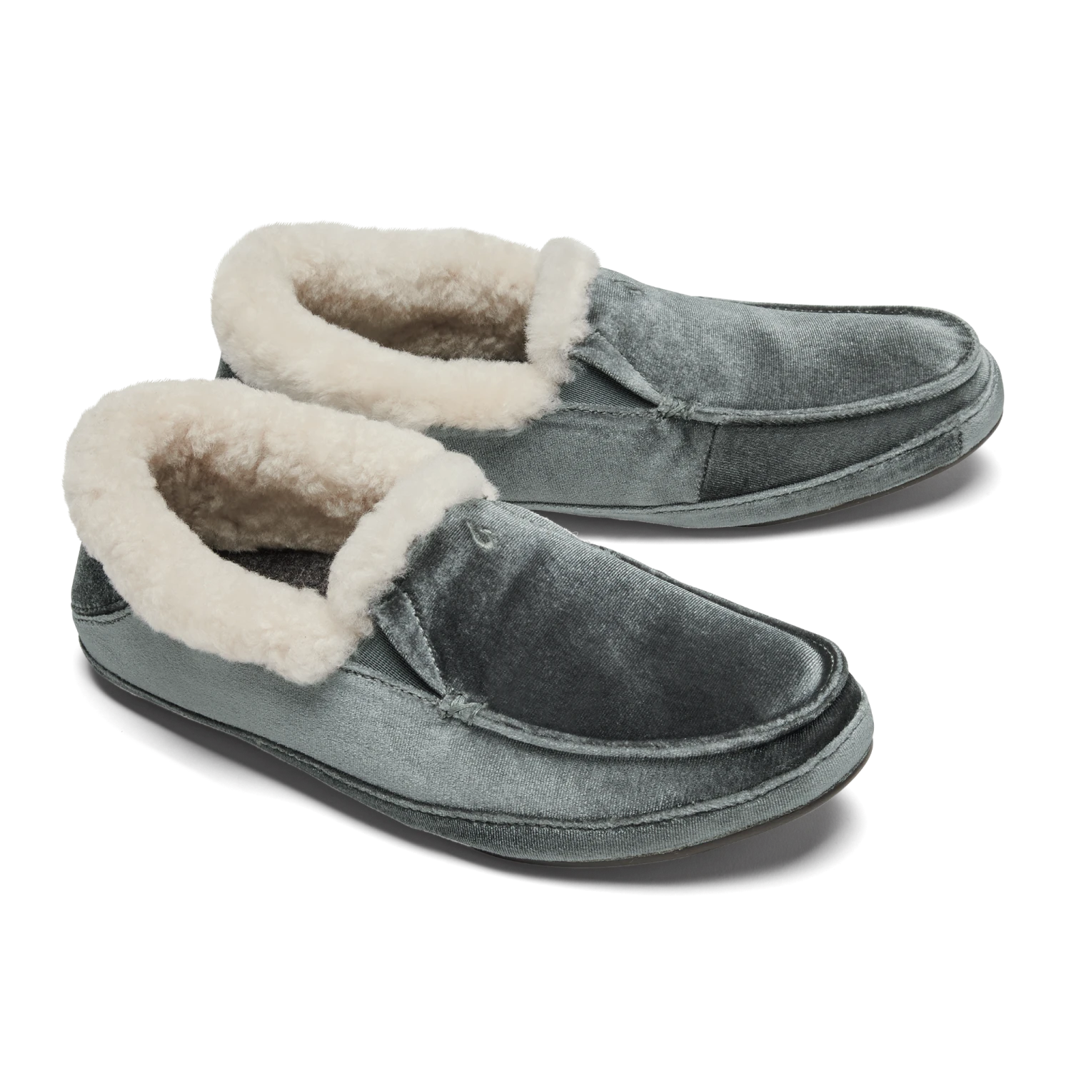 OluKai Ku‘una Lānui - Charcoal 3 OluKai Ku‘una Lānui - Charcoal - Image 3