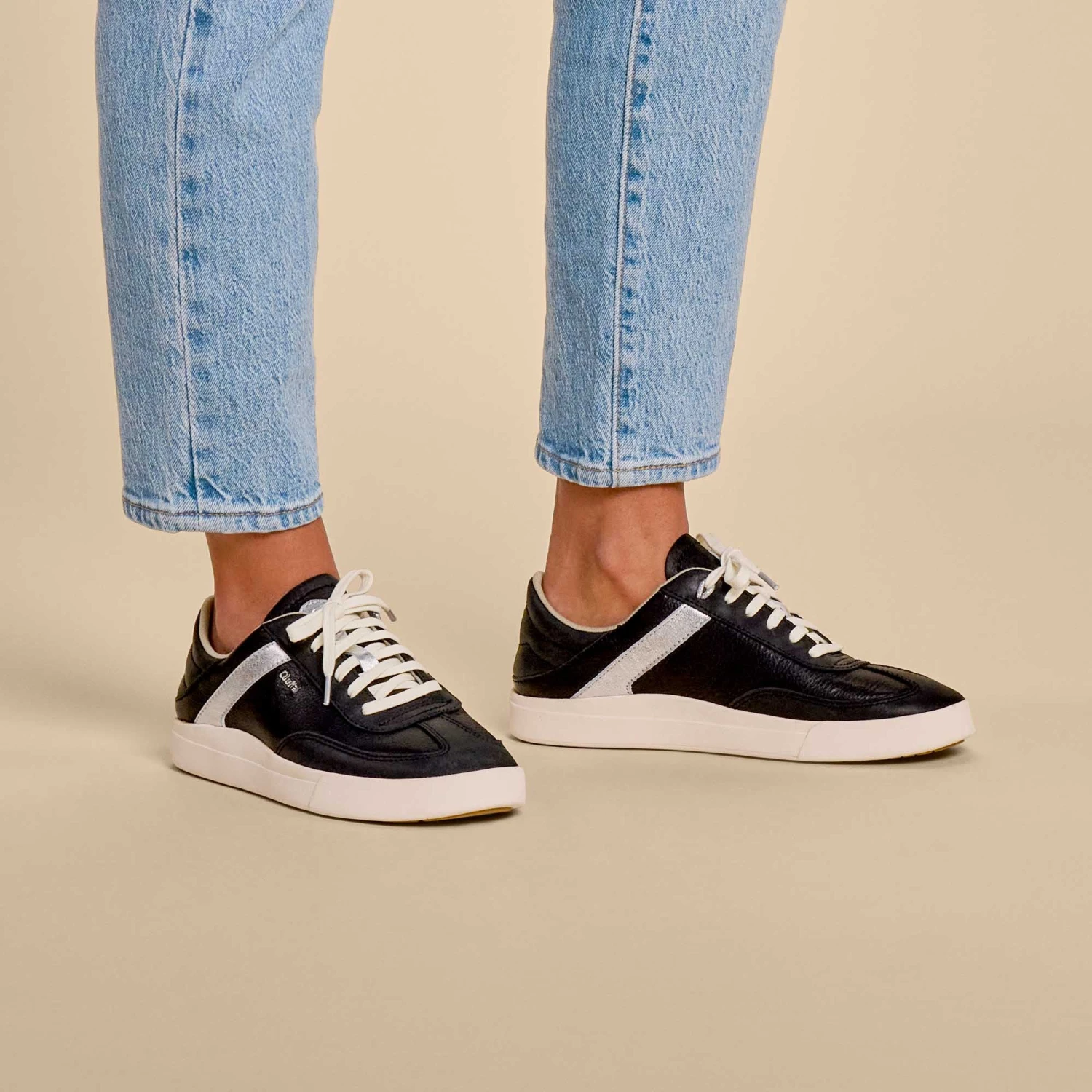 OluKai Hā‘upu - Black 2 OluKai Hā‘upu - Black - Image 2