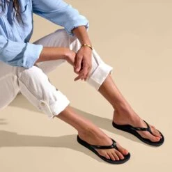 OluKai Puawe - Black 11 OluKai Puawe - Black -fashion shoes 20498 4040 102 W PUAWE BlackBlack 66572c59 443b 4738 844e 851fcce52d0c