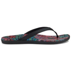 OluKai Women's Ho'opio Hau Sandals