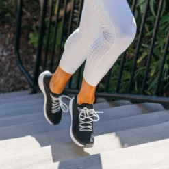 OluKai Kāholo - Black -fashion shoes Kaholo W 1