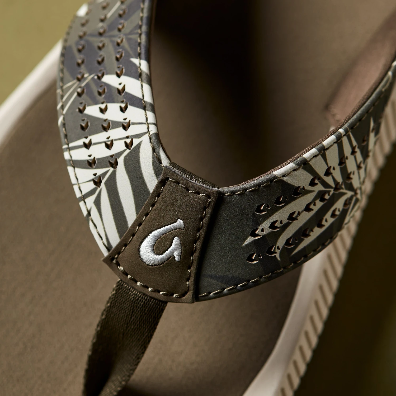 OluKai Ulele - Hunter / Aloha 2 OluKai Ulele - Hunter / Aloha - Image 2